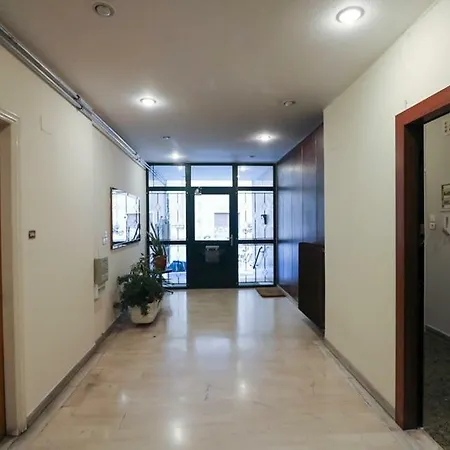 Victoria Jewels Apartment